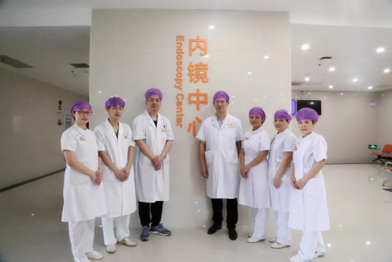 小小鸡肉堵住七旬老人食管 巧用急诊 胃镜顺利取异物